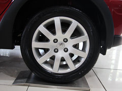 2013款 1.6L 自动 两厢CROSS版