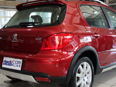 2013款 1.6L 自动 两厢CROSS版