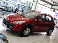 2013款 1.6L 自动 两厢CROSS版