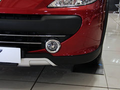 2013款 1.6L 自动 两厢CROSS版