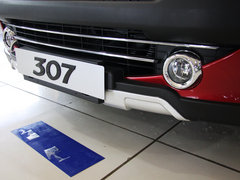 2013款 1.6L 自动 两厢CROSS版