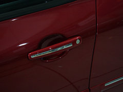 2013款 1.6L 自动 两厢CROSS版