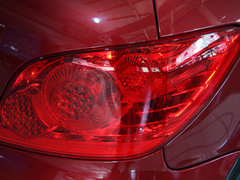 2013款 1.6L 自动 两厢CROSS版