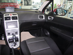 2013款 1.6L 自动 两厢CROSS版