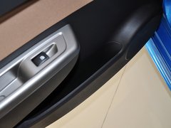 2013款 1.5L 手动 舒适型炫酷版