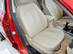 2013款 1.6L 手动 精英型