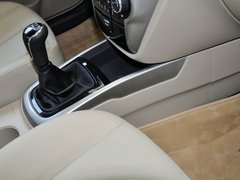 2013款 1.6L 手动 精英型