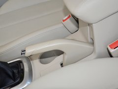 2013款 1.6L 手动 精英型