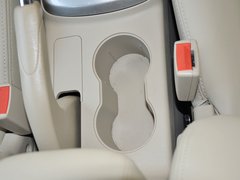 2013款 1.6L 手动 精英型