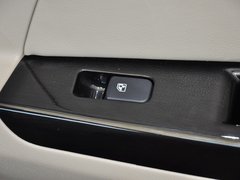 2013款 1.6L 手动 精英型