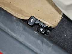2013款 1.6L 手动 精英型