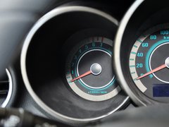 2013款 1.6L 手动 精英型