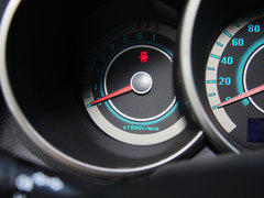 2013款 1.6L 手动 豪华型