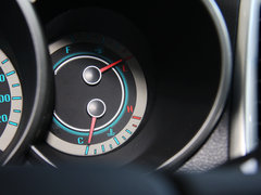 2013款 1.6L 手动 豪华型