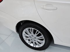 2013款 1.6L 手动 豪华型