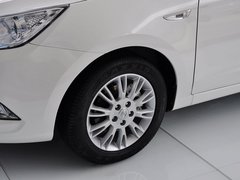 2013款 1.6L 手动 豪华型