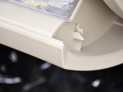 2013款 1.6L 手动 尊贵型