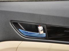 2013款 1.6L 手动 尊贵型