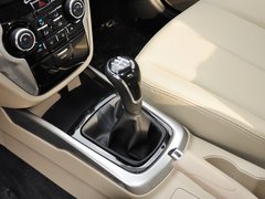 2013款 1.6L 手动 尊贵型