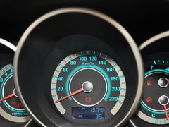 2013款 1.6L 手动 尊贵型