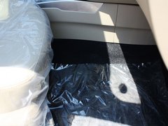 2013款 1.6L 自动 豪华型