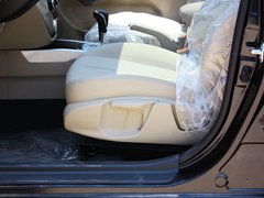 2013款 1.6L 自动 豪华型