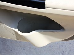 2013款 1.6L 自动 豪华型