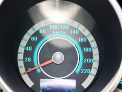 2013款 1.6L 自动 豪华型