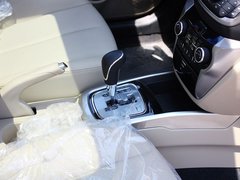 2013款 1.6L 自动 豪华型