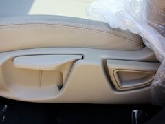 2013款 1.6L 自动 豪华型