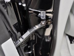 2013款 3.0L 自动 豪华型