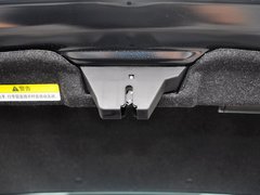 2013款 3.0L 自动 豪华型