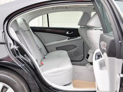 2013款 3.0L 自动 豪华型