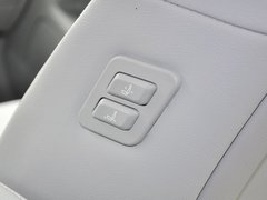 2013款 3.0L 自动 豪华型