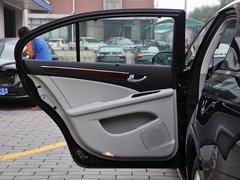 2013款 3.0L 自动 豪华型