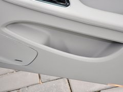 2013款 3.0L 自动 豪华型