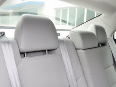2013款 2.0T 自动 尊贵型