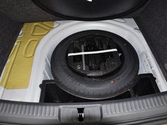 2013款 1.6L 自动 豪华版