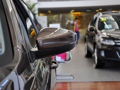 2013款 1.6L 自动 豪华版