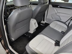 2013款 1.6L 自动 豪华版