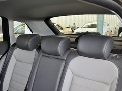 2013款 1.6L 自动 豪华版