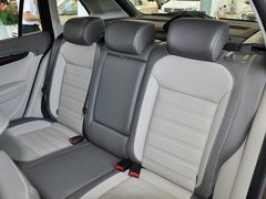 2013款 1.6L 自动 豪华版