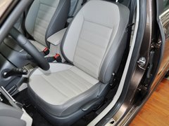 2013款 1.6L 自动 豪华版