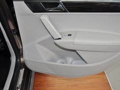 2013款 1.6L 自动 豪华版