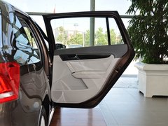 2013款 1.6L 自动 豪华版