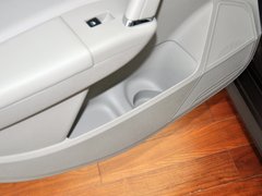 2013款 1.6L 自动 豪华版