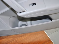 2013款 1.6L 自动 豪华版
