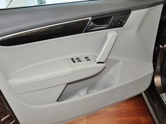 2013款 1.6L 自动 豪华版
