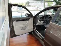 2013款 1.6L 自动 豪华版
