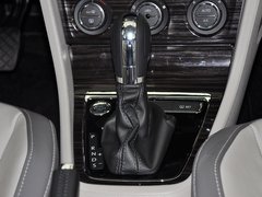 2013款 1.6L 自动 豪华版